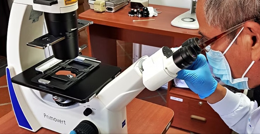 Servicio de mantenimiento de equipos de laboratorio en Colombia